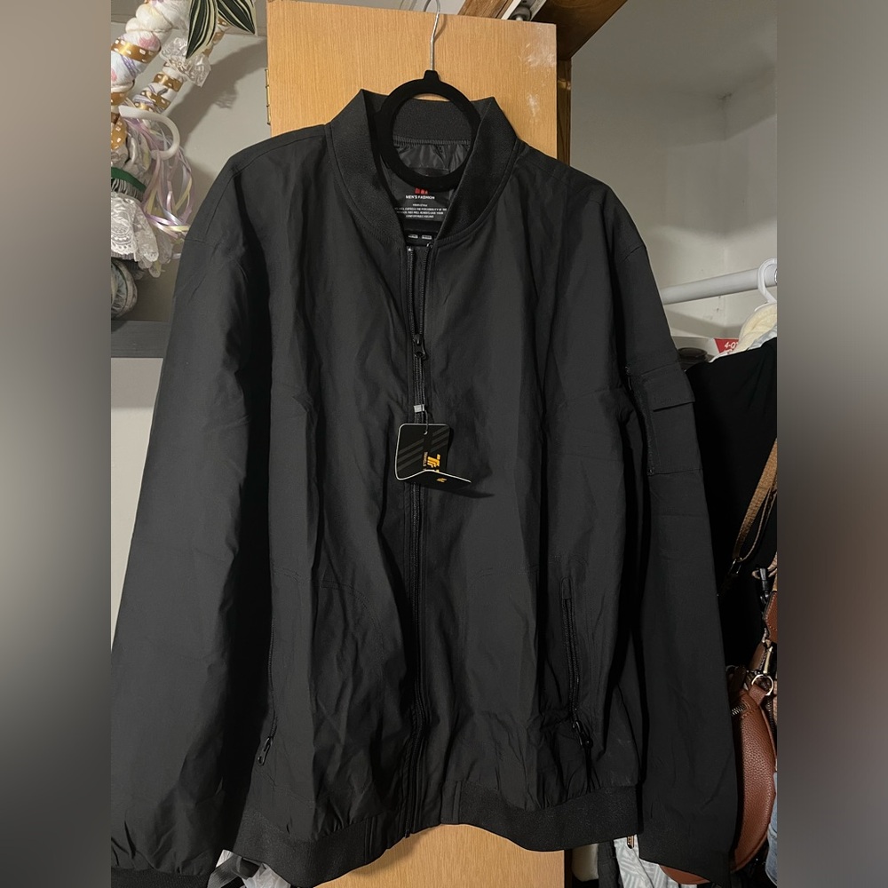 Men’s Bomber lightweight Jacket XL New
